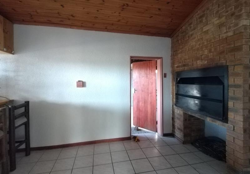 To Let 3 Bedroom Property for Rent in Protea Heights Western Cape